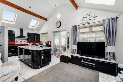 3 bedroom detached bungalow for sale, Upton Lane, Widnes WA8