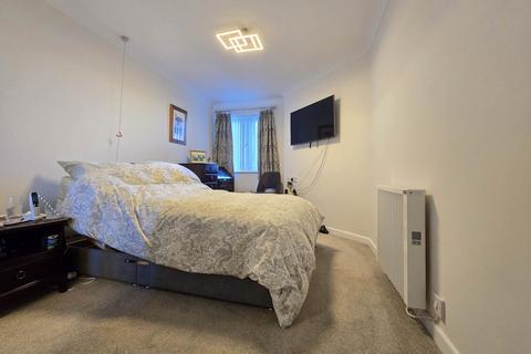 1 bedroom retirement property for sale, Strand Court, Bideford