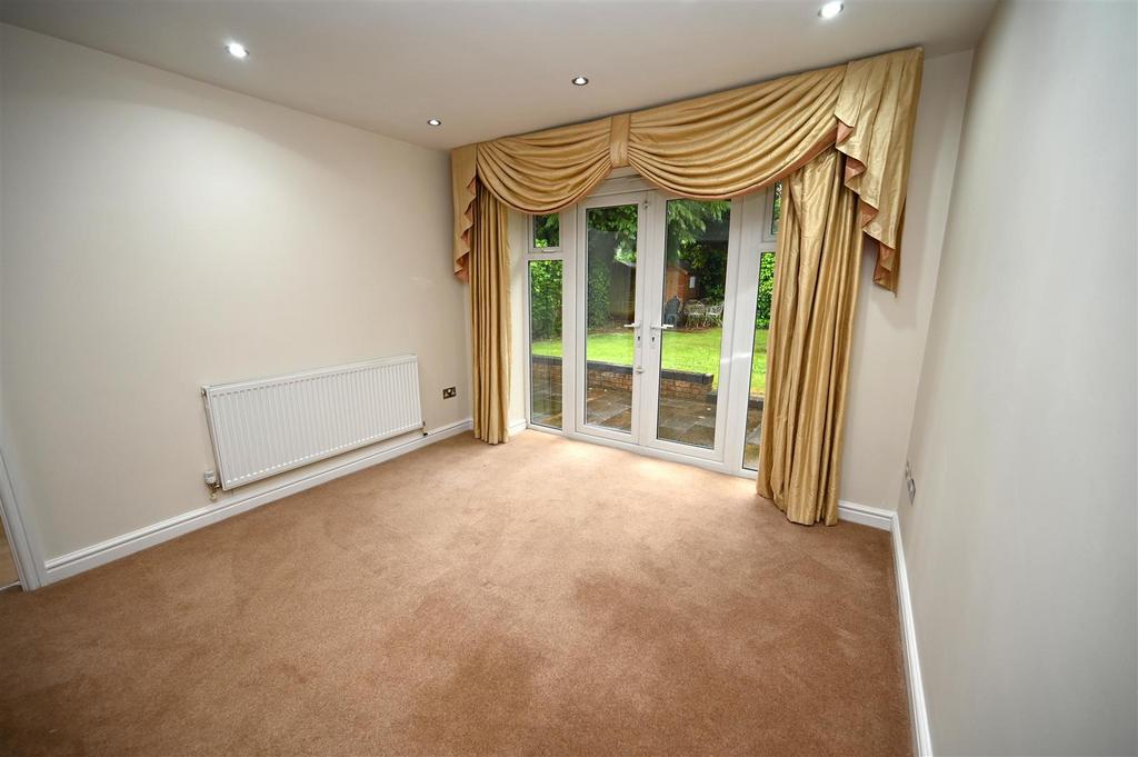 Dining room.JPG