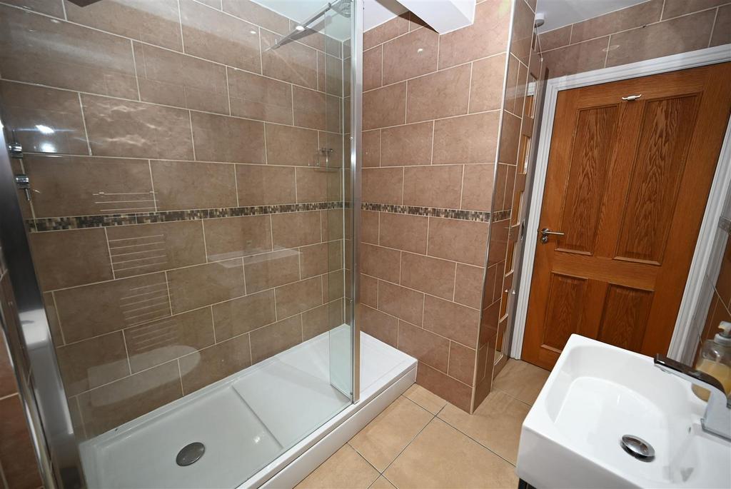 Showerroom.jpg