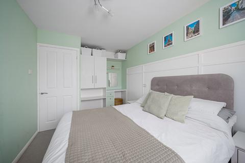 3 Mallow Close, Northfleet, Gravesend, DA11 8TF