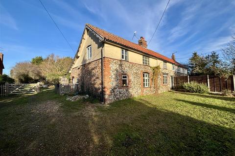 undefined, Smallworth Common, Garboldisham