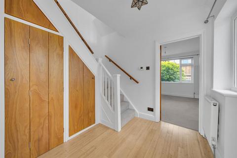 69 Sandringham Road, Bromley, BR1 5AR
