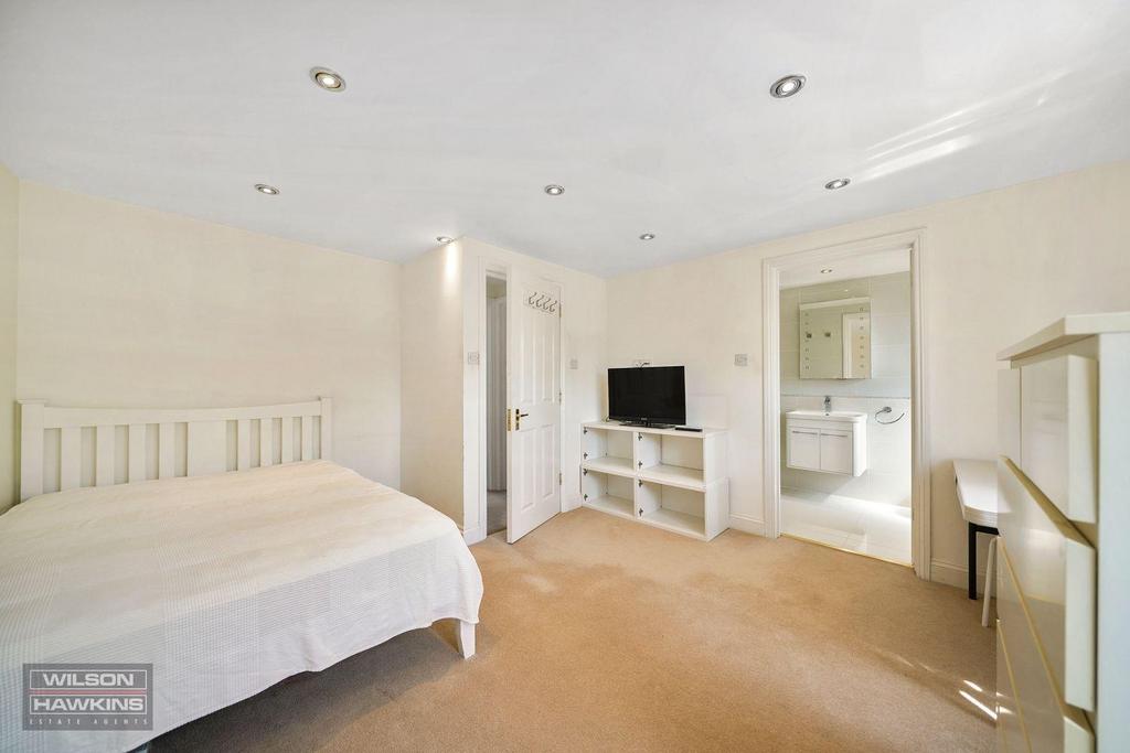 16 Greenford Road - s93 Yi UTopo KU2zn HJQwz.jpg