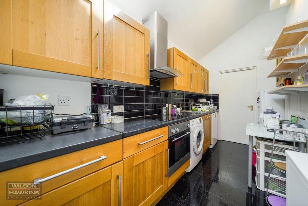 16 Greenford Road - 38 RC5j IRt R3 CKUZza ADj.jpg
