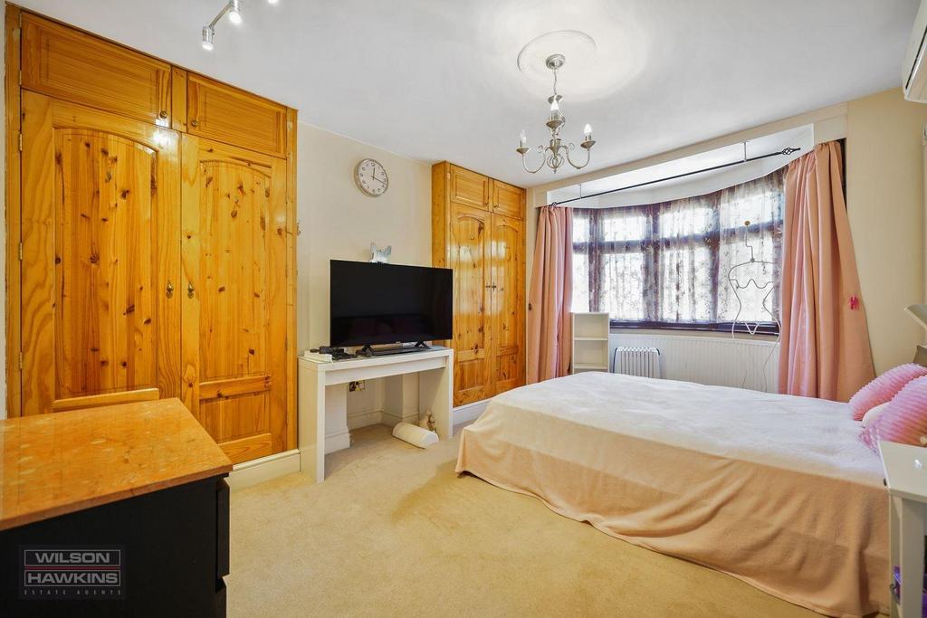 16 Greenford Road - OCl Vh WZY2s2u YEc VYe PJ.jpg