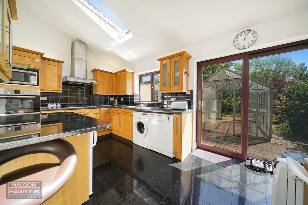 16 Greenford Road - o A3u40700 FW69jh W70k S.jpg