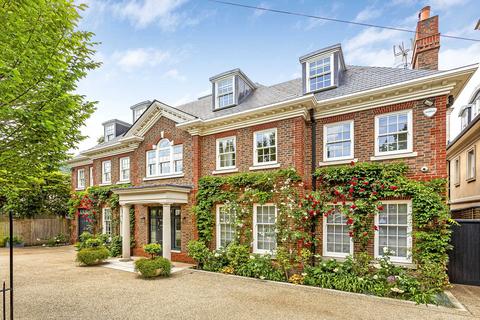 undefined, Roehampton Gate, Putney, London, SW15