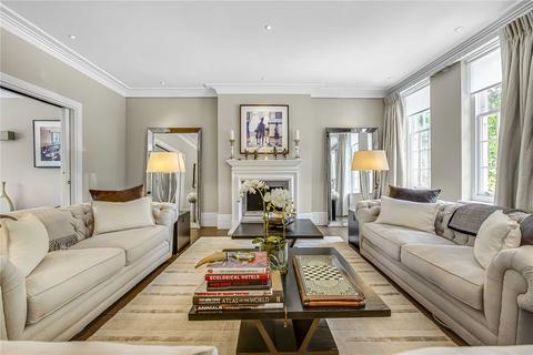 undefined, Roehampton Gate, Putney, London, SW15
