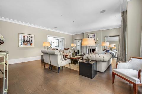undefined, Roehampton Gate, Putney, London, SW15