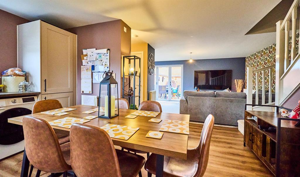 Open plan living fitted dining/kitchen room