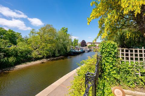 14 Browney Croft, York, YO10 4BX