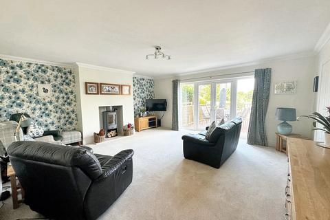 3 Burrows Lane, Verwood, BH31 7PH