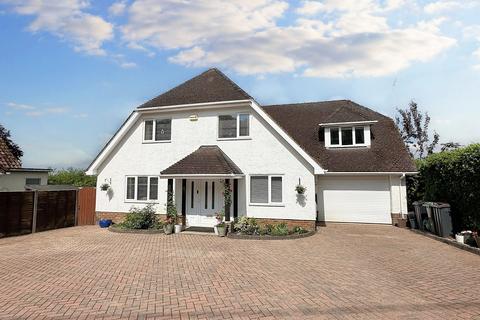 3 Burrows Lane, Verwood, BH31 7PH