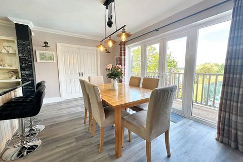 3 Burrows Lane, Verwood, BH31 7PH