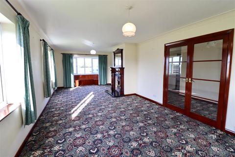 undefined, Holme Road, Spaldington