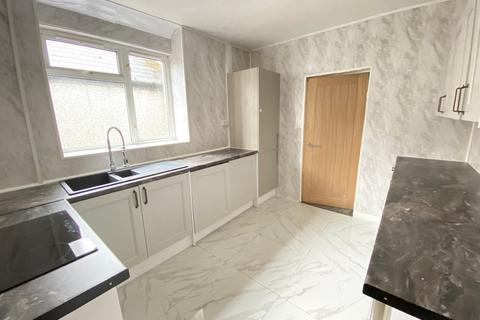 3 bedroom terraced house for sale, Roman Road, Banwen, Neath, Neath Port Talbot.