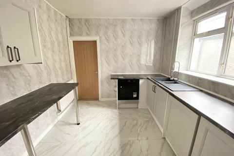3 bedroom terraced house for sale, Roman Road, Banwen, Neath, Neath Port Talbot.