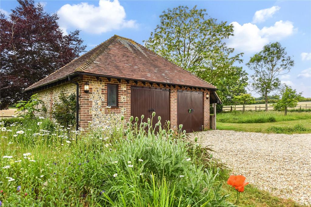 Detached Garage