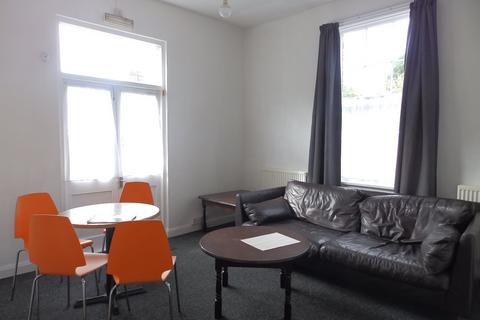 1 bedroom in a house share to rent, Mill Lane, York, YO31