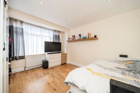 70 Beechmount Avenue, London, W7 3AQ