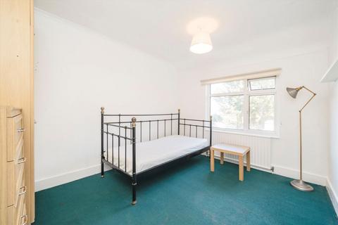 70 Beechmount Avenue, London, W7 3AQ