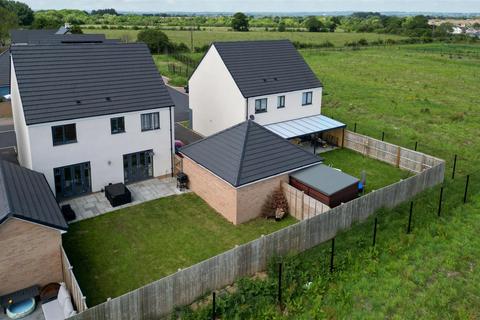 4 bedroom detached house for sale, Maitland Place, Melksham SN12