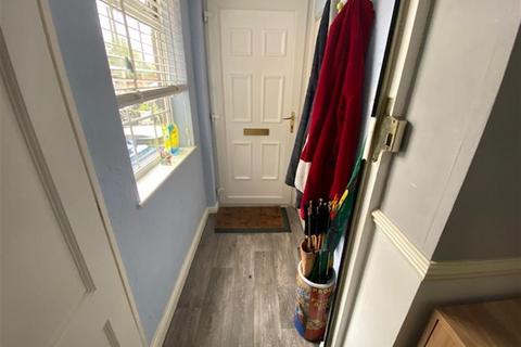 2 bedroom terraced house to rent, Netherbridge Avenue, Lichfield,
