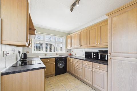 3 bedroom semi-detached bungalow for sale, Baronwood Crescent, Beeford, YO25 8BX