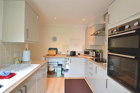 2 bedroom retirement property for sale, Somerleigh Road, Dorchester