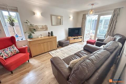 24 Merelade Grove, Werrington, Peterborough, PE4 5DA