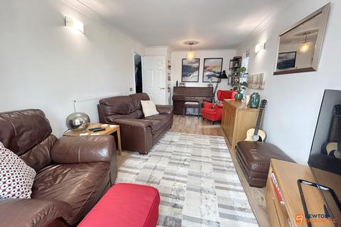 24 Merelade Grove, Werrington, Peterborough, PE4 5DA