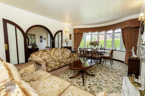 3 bedroom bungalow for sale, Liverpool Road, Ashton-in-Makerfield, Wigan, Greater Manchester, WN4 9LP