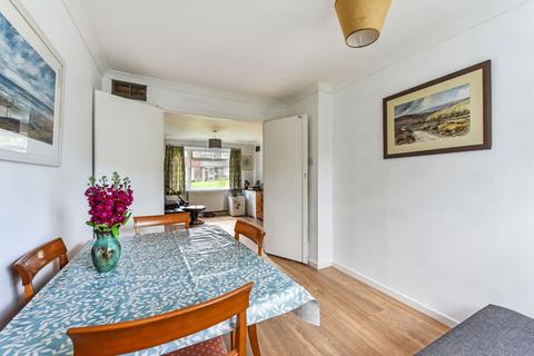 16 Lower Hanger, Haslemere, GU27 1LU