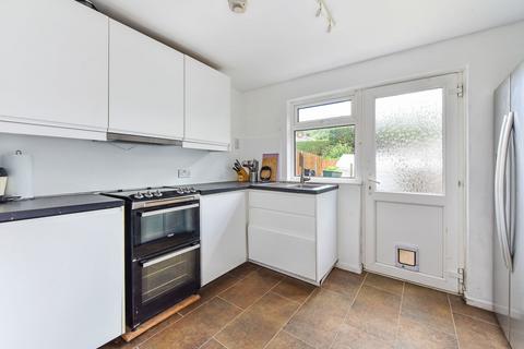 16 Lower Hanger, Haslemere, GU27 1LU