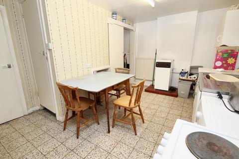 undefined, Sholver Lane, Oldham OL1