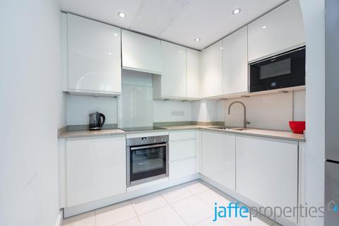 2 bedroom apartment to rent, Finchley Road, London, NW3