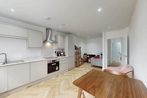 1 bedroom flat to rent, Burslem Street, London E1