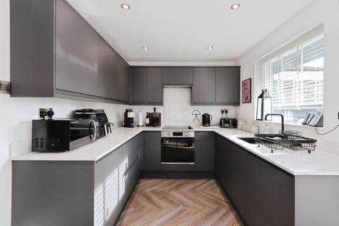 3 Drover Close, High Green, Sheffield, S35 3FF