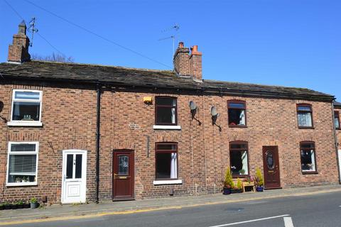 2 bedroom terraced house to rent, Chelford Road, MACCLESFIELD
