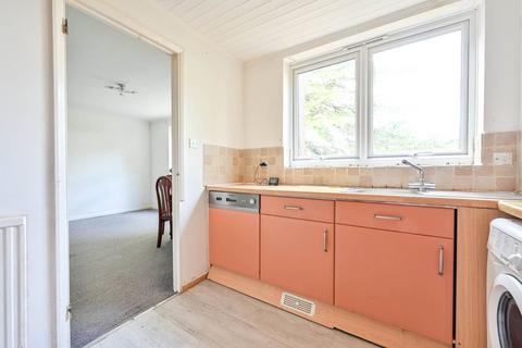 2 bedroom flat for sale, Albury Road, Guildford, GU1