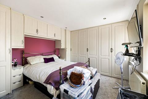 13 Badgers Rise, Dover, CT17 0TL