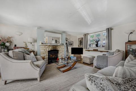 undefined, Albion Street, Stratton, Cirencester, GL7