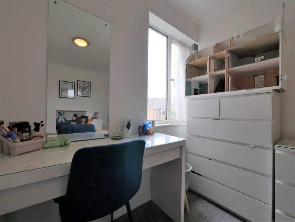 Bedroom2 3