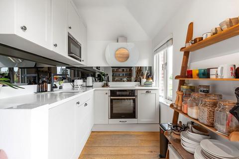 undefined, Oxford Road, Teddington TW11