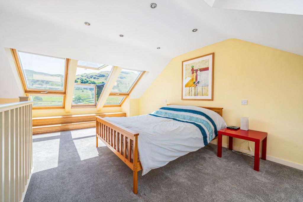 Studio Bedroom