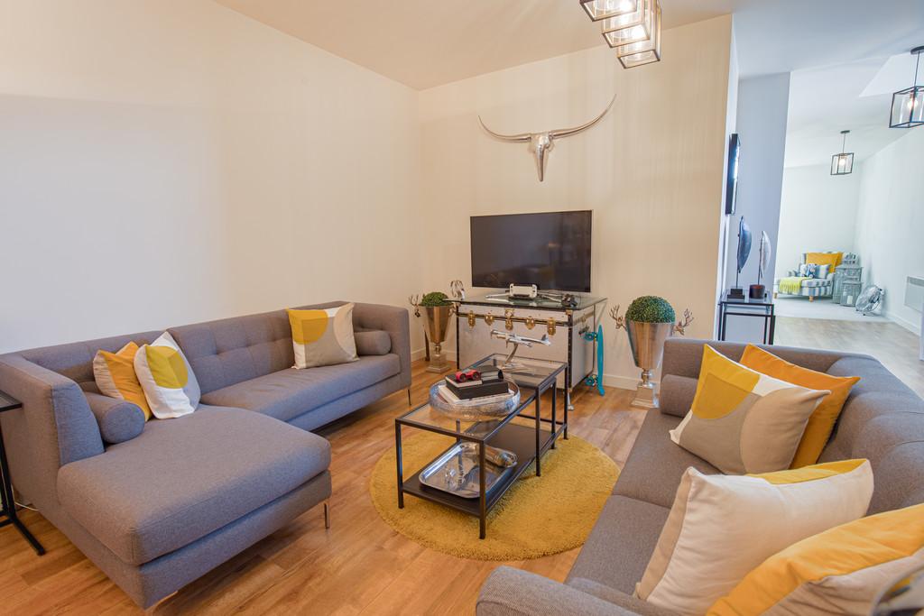 Livingroom Angle4
