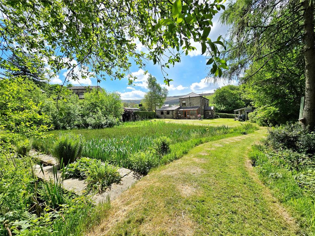 Gardens & Pond