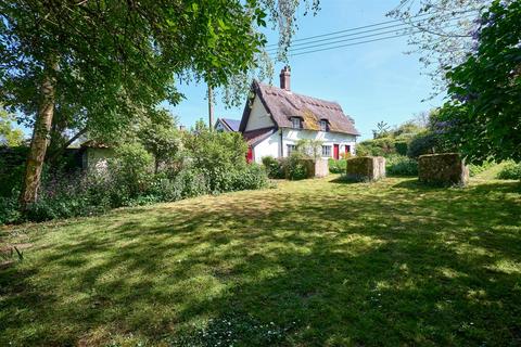 undefined, Harleston IP20