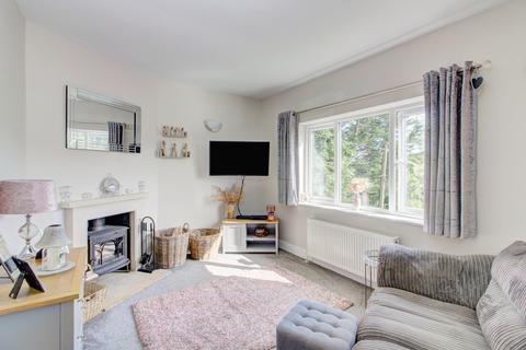 4 bedroom semi-detached house for sale, Clydesdale Road, Box SN13